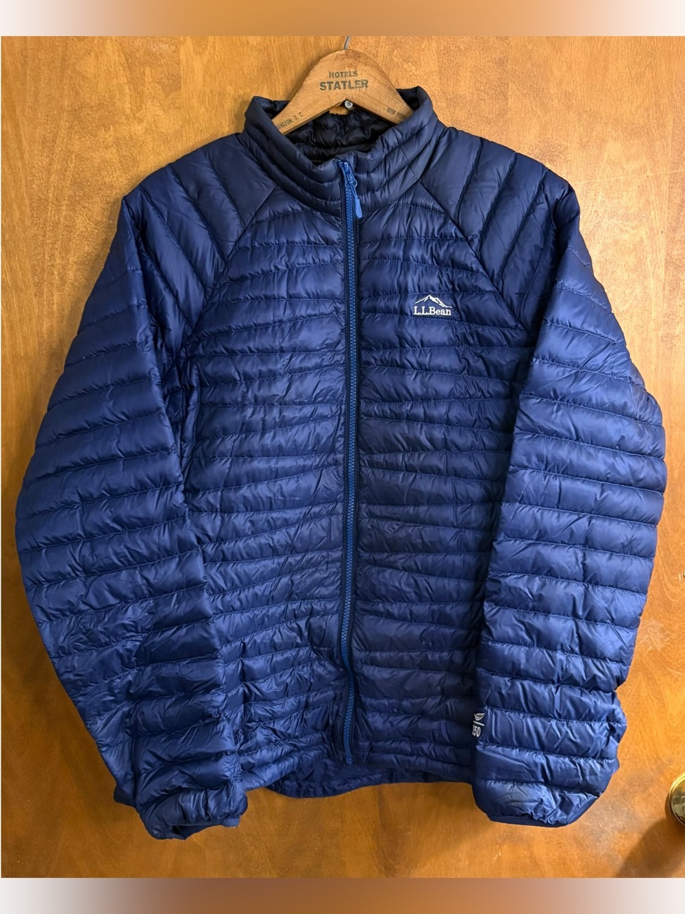 L.L. Bean Men's Ultralight 850 Down Sweater Navy Blue Goose Puffer Jacket Large
